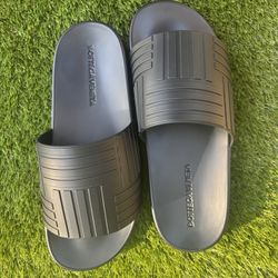 Bottega Slides