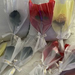 Forever Croché Flowers Mothers Day Themed 