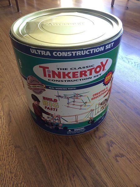Classic giant tinker toy ultra construction set