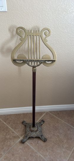 Brass music sheet stand