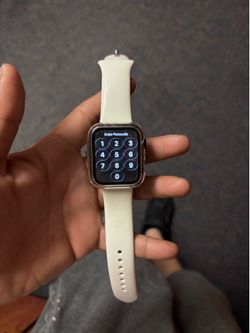 Apple Watch 2nd gen SE 44MM