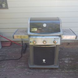 Free- Weber Spirit 3 burner BBQs