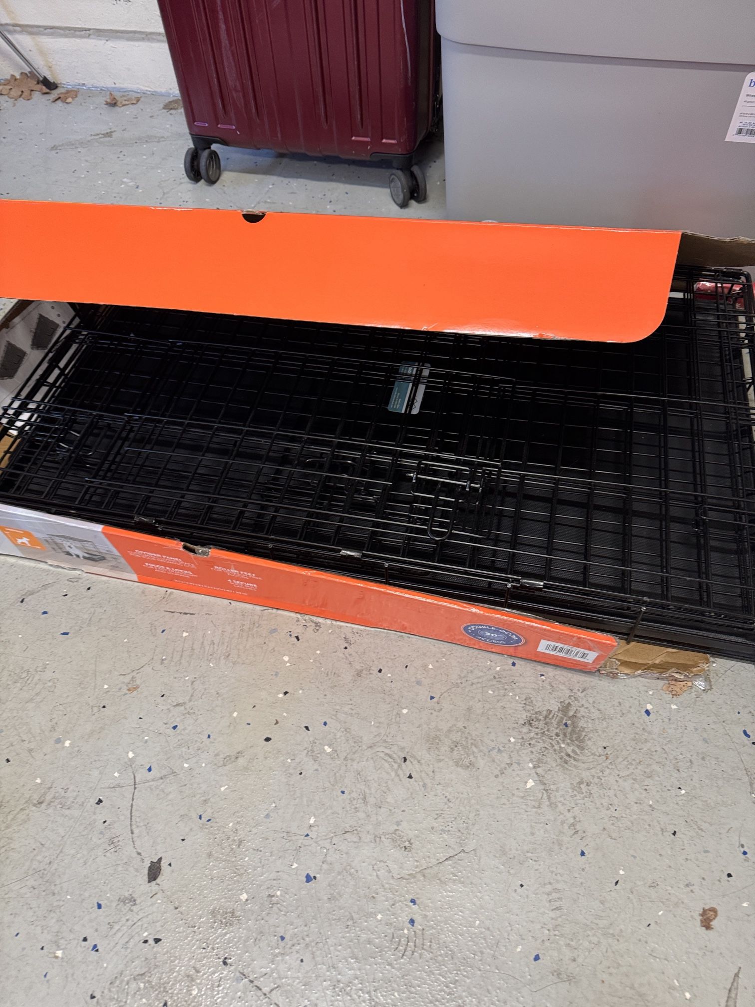 New Medium Dog Crate