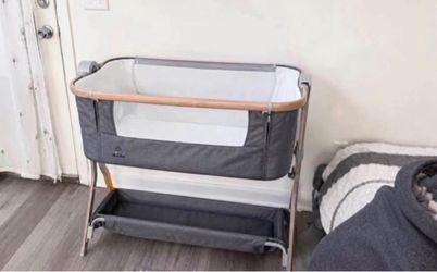 Bedside baby bassinet