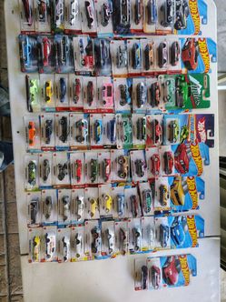 Hot Wheels Box Mix 72 Cars