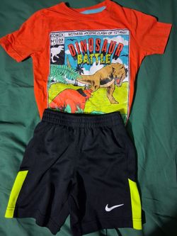 Boys/Size 4