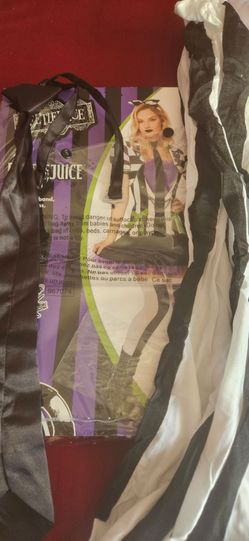 Costume