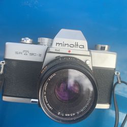 Minolta SR-T SC-II 35mm Film Camera with Minolta MD Rokkor-X 45mm f/2 Lens