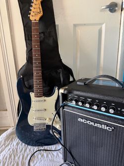 Squier Stratocaster + Acoustic Amp