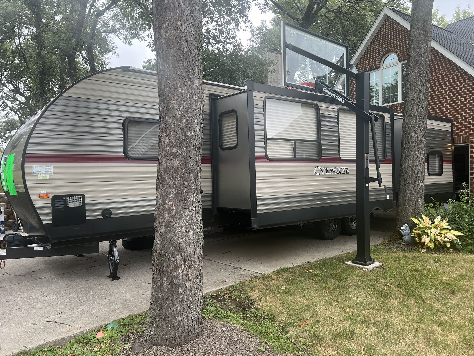 2018 Forest River Cherokee Linited 304BS