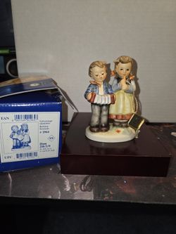 "Birthday Serenade" Hummel TMK-8