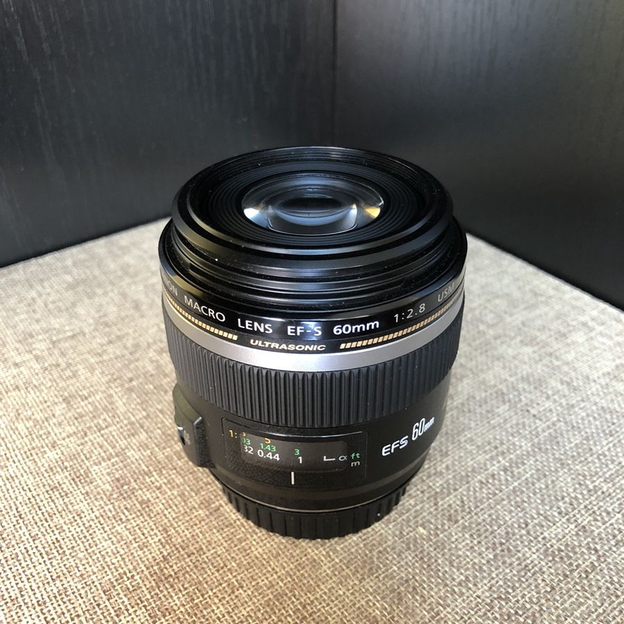 Canon EF-S 60mm f/2.8 Macro USM Fixed Lens for Canon SLR Cameras