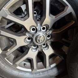 Tundra 20inch Wheels With Tires