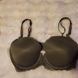 34 DD Brand New Victoria Secret Bra