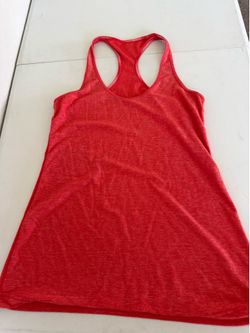 Lululemon tank 6