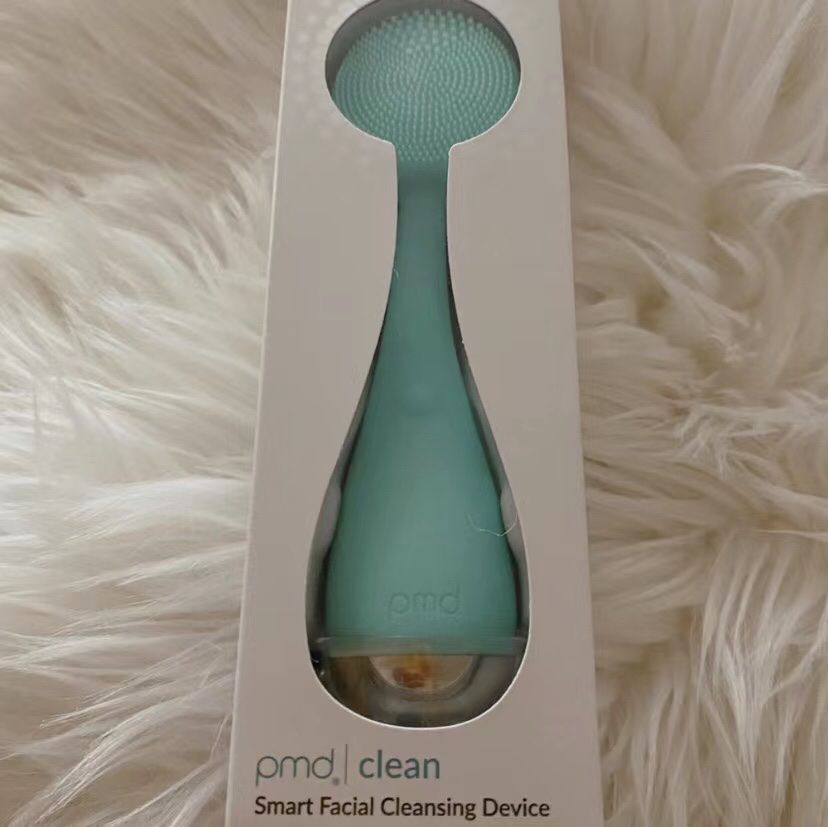 PMD Clean Smart Facial Cleansing Brush in teal