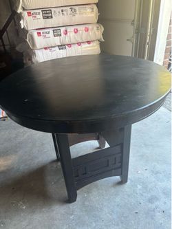 Tall round breakfast nuke table w/ leaf