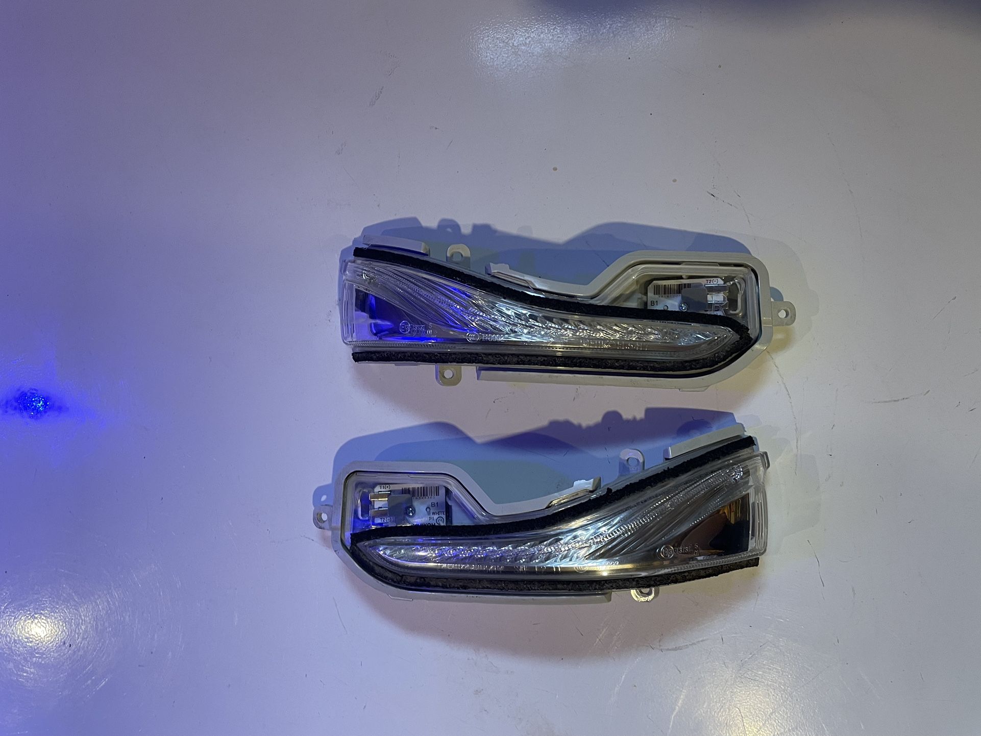 Q50/Q60 Side Mirror Blinkers