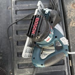 Bosch Corded Circular Saw 