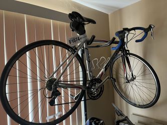 Trek 1200 Excellent Condition Aluminum Frame