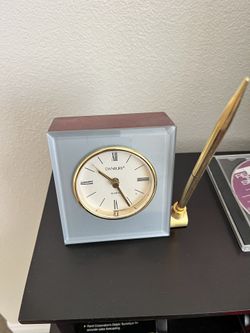 FREE Desk Clock