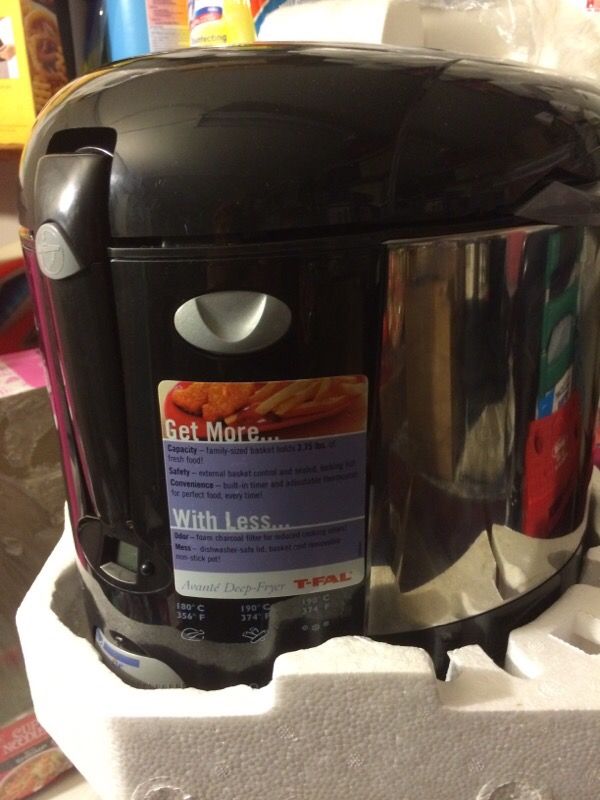 T-Fal Avante Deep Fryer 2.5 lbs Capacity