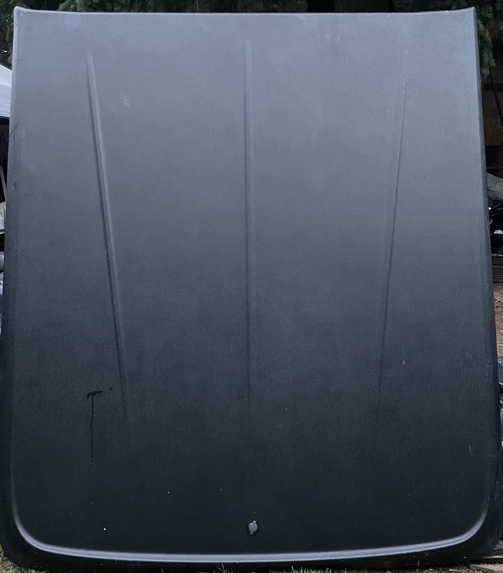 Undercover SE Truck Bed Tonneau Cover 