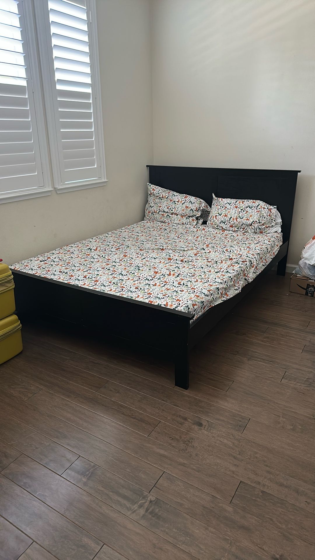 Queen Bed With Mattress
