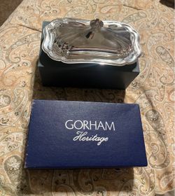 Butter Dish - Very Nice, Brand New Silver-Plated Butter Holder with Lid by Gorham Heritage. In Excellent Condition !!