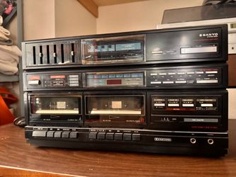 Sanyo System 560A Stereo Component Stack