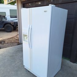 Whirlpool Refrigerator 