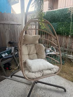 Boho Outdoor Wicker Egg Chair with Heavy-Duty Swivel Stand
