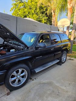 2002 Cadillac Escalade
