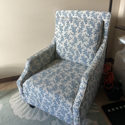Comfortable Reading Chair; Beach Themed