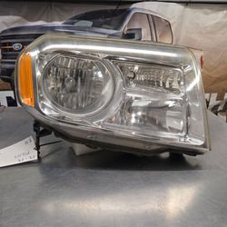 2012 to 2015 Honda Pilot Passenger Headlight