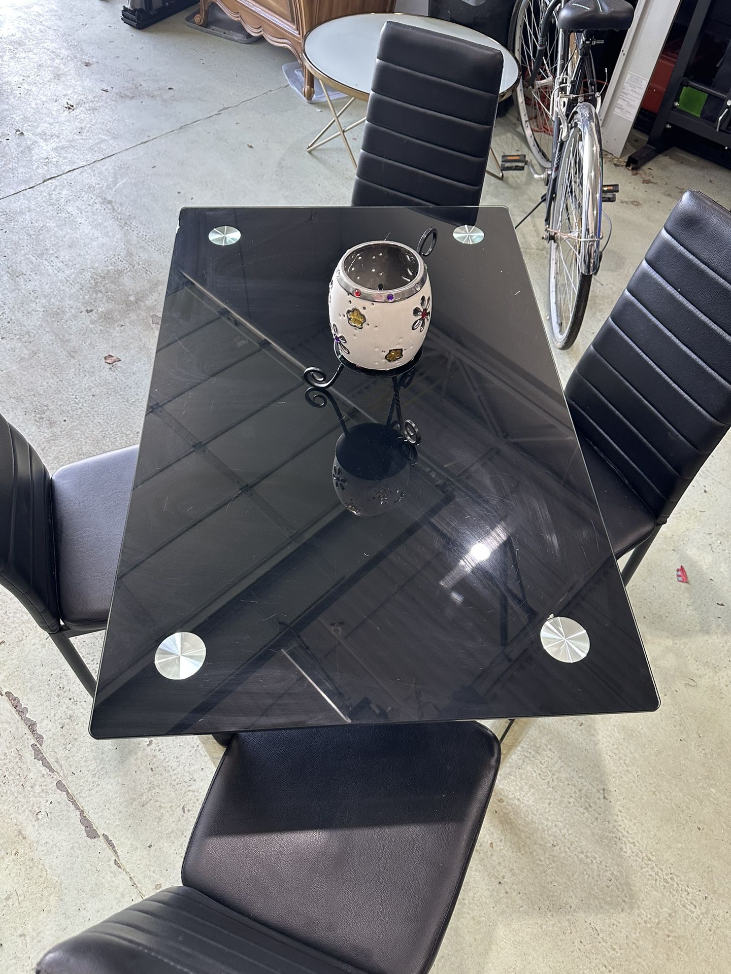 Affordable Black Glass Table With 4 Chairs