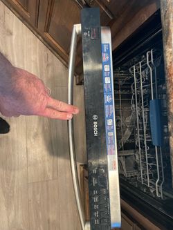 Dish washer