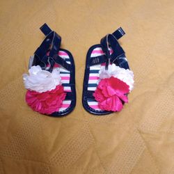 Baby Sandals Size 2 • by Stepping Stones 