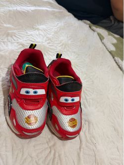 Boys shoes
