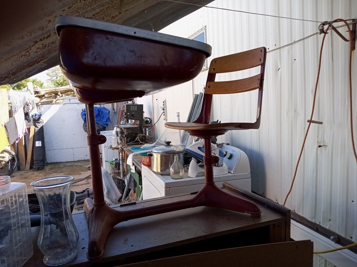 Collectible/Antique School Desk