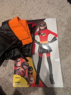 The INCREDIBLES VIOLET CHARACTER COSTUME