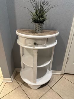 Farmhouse table