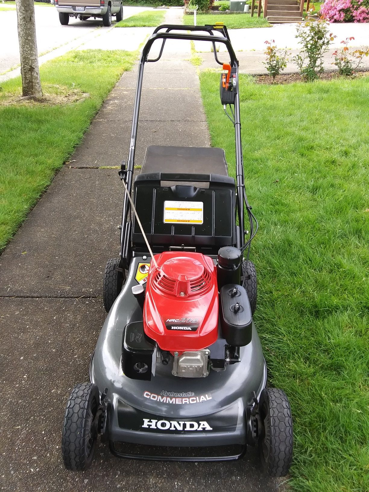 HONDA HRC216 21 IN. COMMERCIAL ,REAR BAGGER , SELFPROPELLED