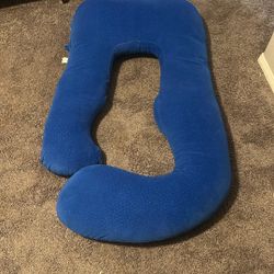 Maternity pillow