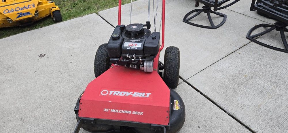 lawnmower Troy Bilt