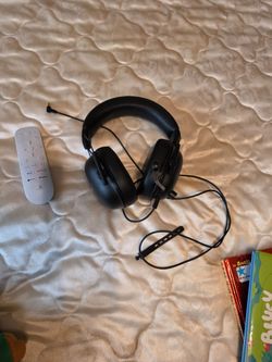 Black Wired Gaming Headset with Mic and remote