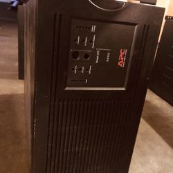 APC Smart UPS SUA5000RMT5U 5000VA 4000 Watts 4 Outlet Ups 