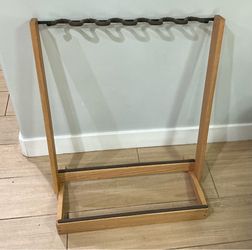 String Swing Guitar Stand - Holds 6 Guitars