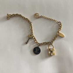 Adorable Charm Bracelet 