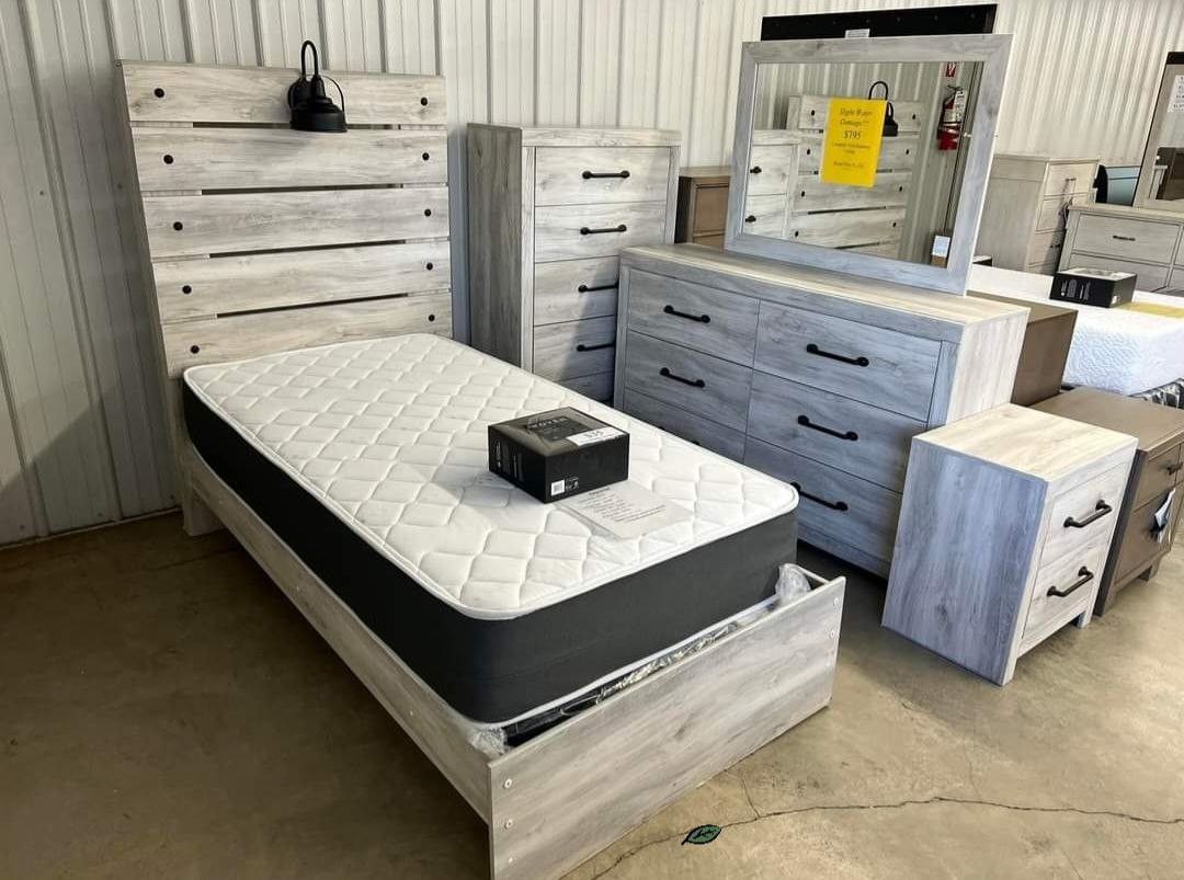 SPECIAL] Cambeck Whitewash Twin Panel Bedroom Set